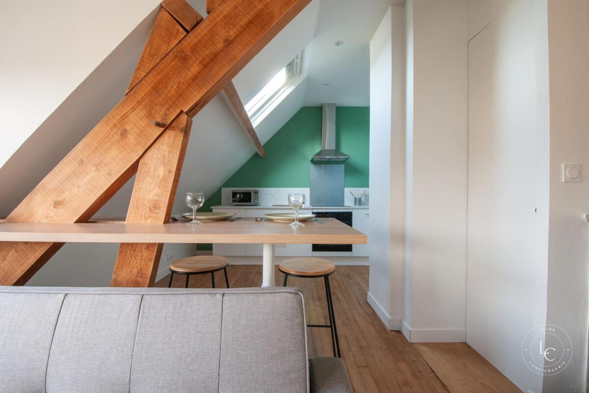 Bright 70m Near Center & The Loire Appartement *
